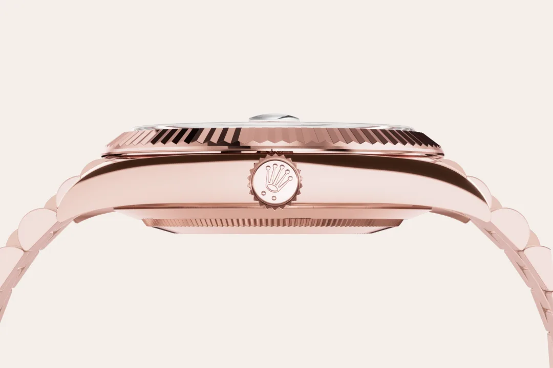 rolex Day-Date em Ouro Everose 18 quilates, M228235-0055 - Sara Joias
