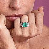 imagem do produto  Anel Esmeraldas