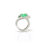 imagem do produto  Anel Esmeraldas e Diamantes